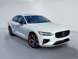 New 2025 Volvo S60 B5 Core w/ Protection Package Premier image 2