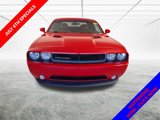 Used 2014 Dodge Challenger SXT image 3