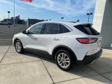 Used 2022 Ford Escape SE image 5
