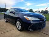 Used 2015 Toyota Camry LE image 2