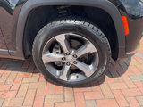 Used 2023 Jeep Grand Cherokee L Limited image 6
