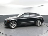 Certified 2021 Porsche Macan image 2