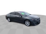 Used 2017 Chevrolet Malibu LT image 2