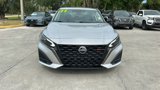 Used 2023 Nissan Altima 2.5 SR image 2