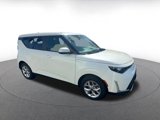 Used 2024 Kia Soul LX w/ Option Group 015 image 2