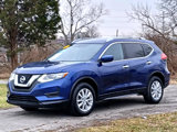 Used 2017 Nissan Rogue SV image 3