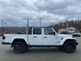 New 2025 Jeep Gladiator Sport image 2