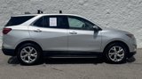 Used 2018 Chevrolet Equinox LT image 2