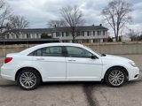 Used 2012 Chrysler 200 Limited image 2