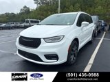 Used 2021 Chrysler Pacifica Touring w/ Uconnect Theater Family Group image 3