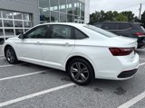 Used 2023 Volkswagen Jetta SE image 4