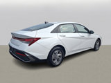New 2025 Hyundai Elantra SE image 4