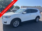 Used 2019 Nissan Rogue SV image 2