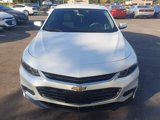 Used 2017 Chevrolet Malibu LT image 3