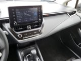 Used 2022 Toyota Corolla LE image 3