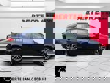 Used 2020 Toyota Corolla SE image 2