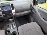 Used 2019 Nissan Frontier SV image 5