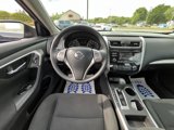 Used 2015 Nissan Altima 2.5 S w/ Power Driver Seat Package image 4