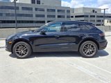Used 2024 Porsche Macan image 2