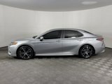 Used 2018 Toyota Camry SE image 3