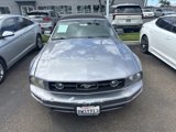 Used 2007 Ford Mustang Deluxe image 2