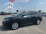 Used 2019 Nissan Rogue SV image 3