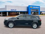 Used 2020 Kia Sorento LX image 2