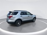 Used 2018 Ford Explorer Sport image 3