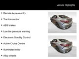 Used 2018 Toyota Camry SE image 2