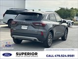 Used 2024 Ford Escape SE image 3