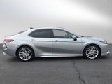 Used 2018 Toyota Camry XSE image 5