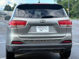 Used 2018 Kia Sorento LX image 4