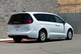 Used 2023 Chrysler Pacifica Touring-L image 4