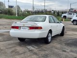 Used 2001 Toyota Camry image 3