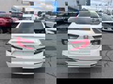 Used 2018 Honda Accord EX image 4