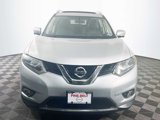 Used 2015 Nissan Rogue SL w/ SL Premium Package image 2