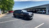 Used 2023 Volkswagen Atlas Cross Sport SE image 2