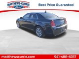 Used 2017 Chrysler 300 Limited image 6