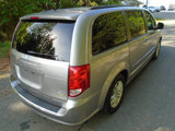Used 2015 Dodge Grand Caravan SXT w/ Rear Park Assist Package image 5