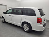 Used 2020 Dodge Grand Caravan SE image 3