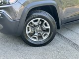 Used 2020 Jeep Cherokee Trailhawk w/ Comfort/Convenience Group image 2
