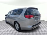 Used 2017 Chrysler Pacifica Touring image 6