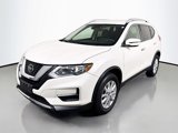 Used 2019 Nissan Rogue SV image 3