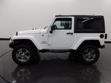 Used 2016 Jeep Wrangler Sahara w/ Connectivity Group image 5