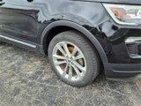 Used 2018 Ford Explorer XLT w/ Equipment Group 202A image 4