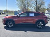 Certified 2024 Chevrolet Trax RS w/ Driver Confidence Package image 3