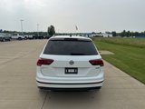 Used 2020 Volkswagen Tiguan SE R-Line image 4
