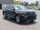 Certified 2022 Ford Explorer XLT w/ Equipment Group 202A image 3