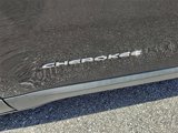 Used 2015 Jeep Cherokee Latitude w/ Comfort/Convenience Group image 4