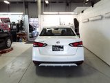 Used 2021 Nissan Versa SV image 4